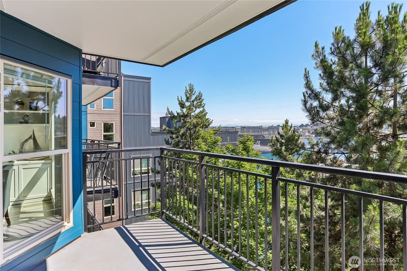 Property photo for 701 Galer Street #813, Seattle photo 32