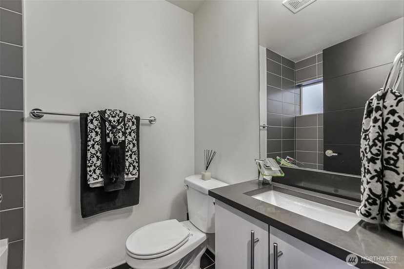 Property photo for 7748 Delridge Way SW, Seattle photo 8