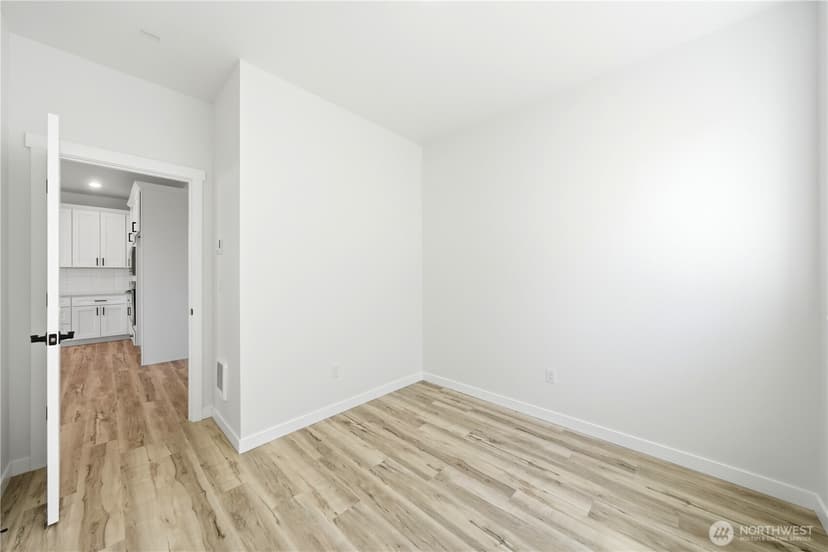 Property photo for 17810 26th Drive NE, Marysville photo 8