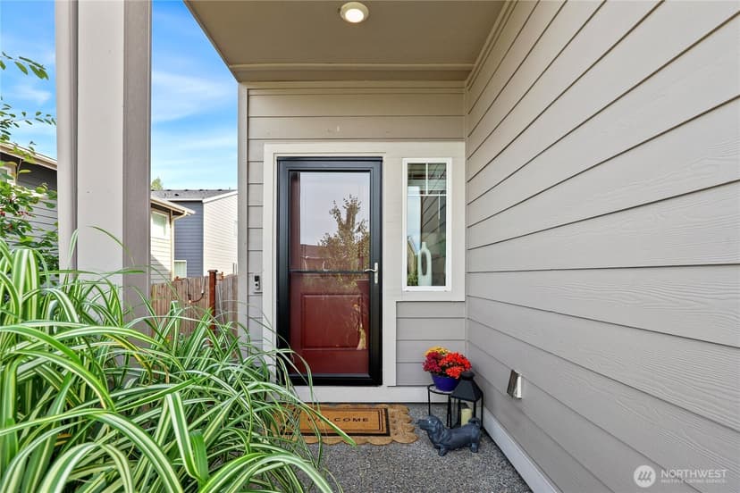 Property photo for 6451 Yorktown Place NE, Bremerton photo 3