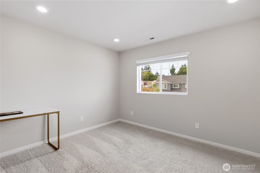 Property photo for 6451 Yorktown Place NE, Bremerton photo 25