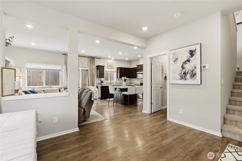 Property photo for 6451 Yorktown Place NE, Bremerton photo 5