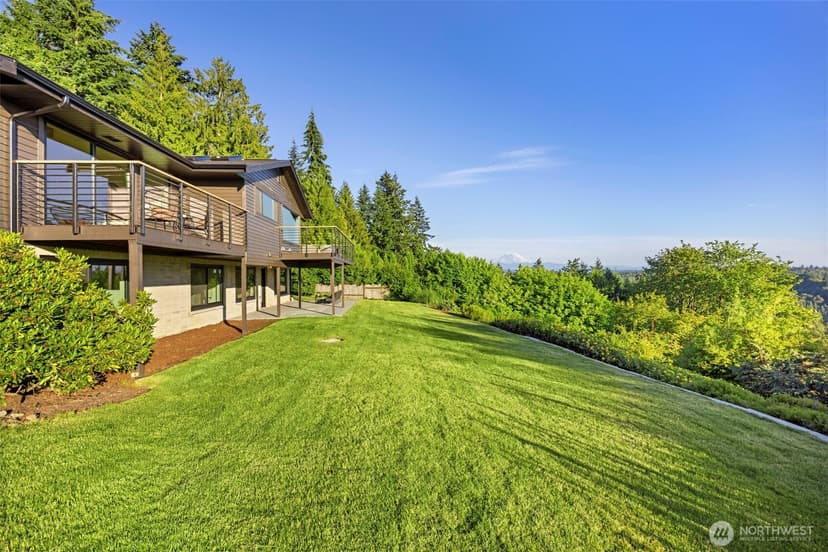 Property photo for 12303 206th Place SE, Issaquah photo 31