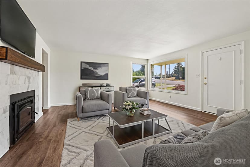 Property photo for 2404 S 121st Street, Seattle photo 7