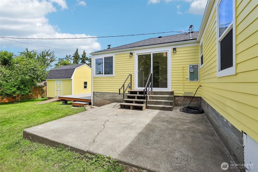 Property photo for 2404 S 121st Street, Seattle photo 37