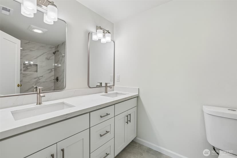 Property photo for 2404 S 121st Street, Seattle photo 25