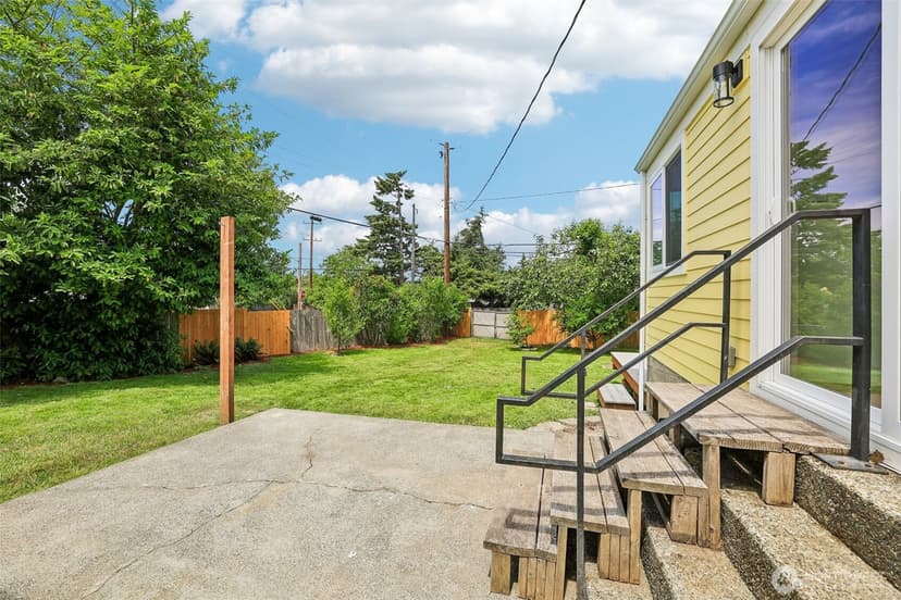 Property photo for 2404 S 121st Street, Seattle photo 36