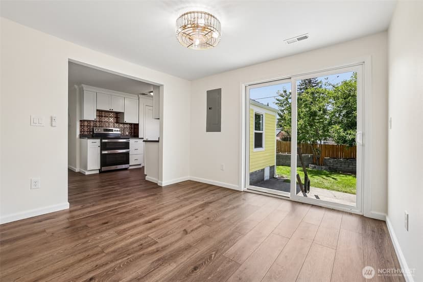 Property photo for 2404 S 121st Street, Seattle photo 10