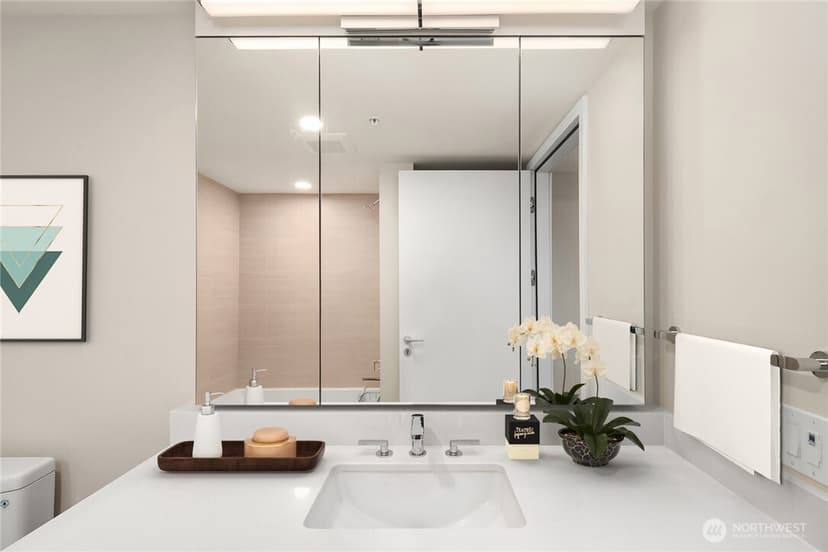 Property photo for 121 Stewart Street #1308, Seattle photo 13