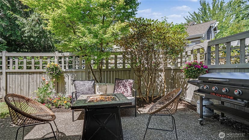 Property photo for 511 Elma Place NE, Renton photo 28