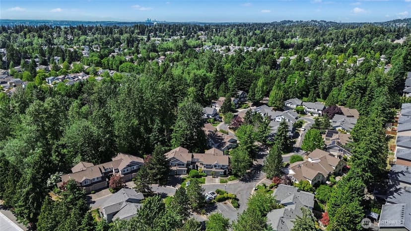 Property photo for 511 Elma Place NE, Renton photo 31