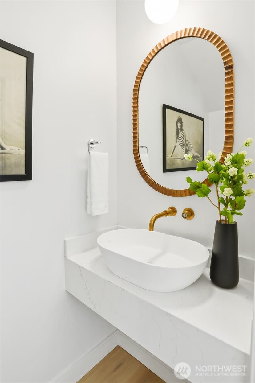 Property photo for 8328 24th Avenue NW, Seattle photo 12