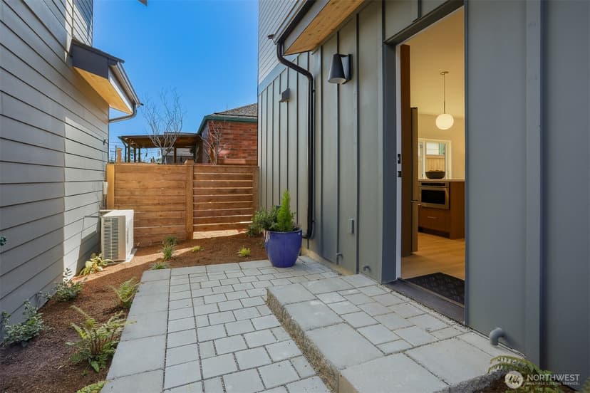 Property photo for 8328 24th Avenue NW, Seattle photo 28