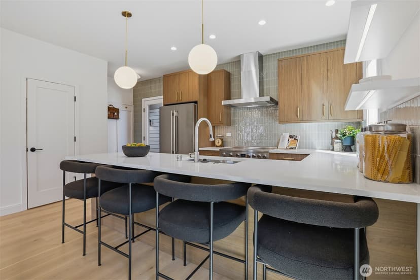 Property photo for 8328 24th Avenue NW, Seattle photo 9