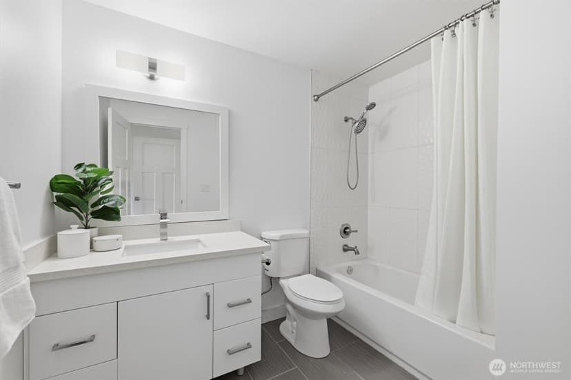 Property photo for 18823 SE 42nd Street, Issaquah photo 17
