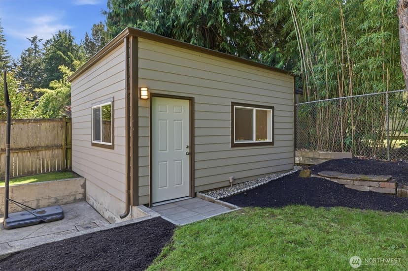 Property photo for 18823 SE 42nd Street, Issaquah photo 28