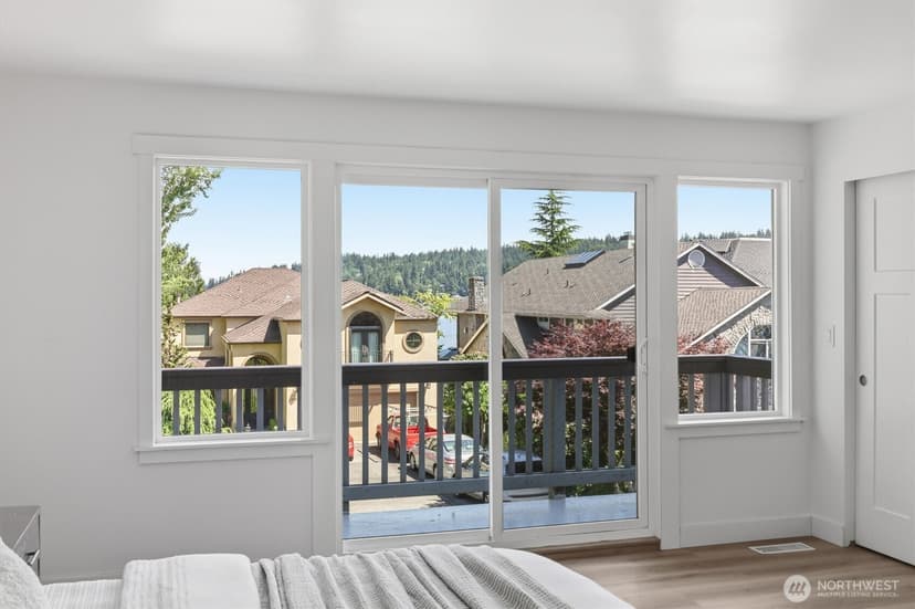 Property photo for 18823 SE 42nd Street, Issaquah photo 16