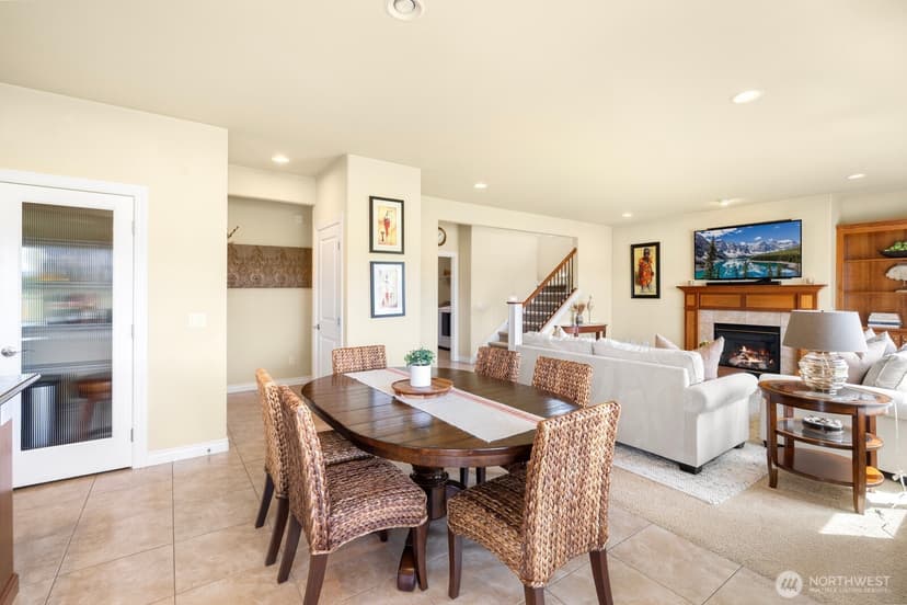 Property photo for 21908 26th Street E, Lake Tapps photo 12