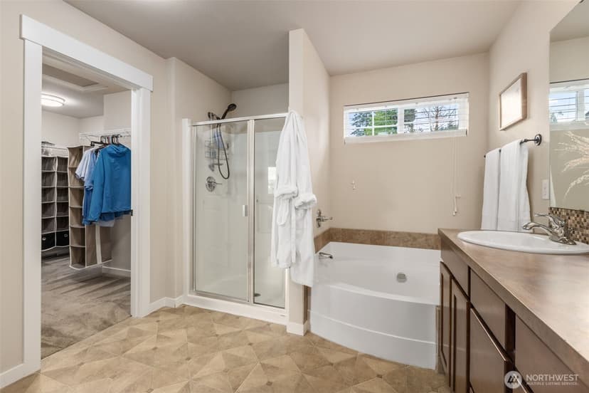 Property photo for 26832 223rd Lane SE, Maple Valley photo 17