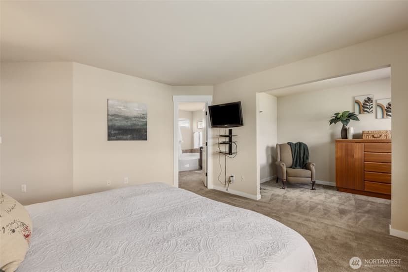 Property photo for 26832 223rd Lane SE, Maple Valley photo 14