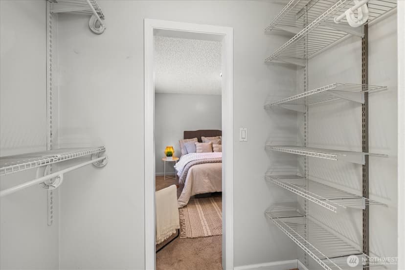 Property photo for 26421 171st Avenue SE, Covington photo 15