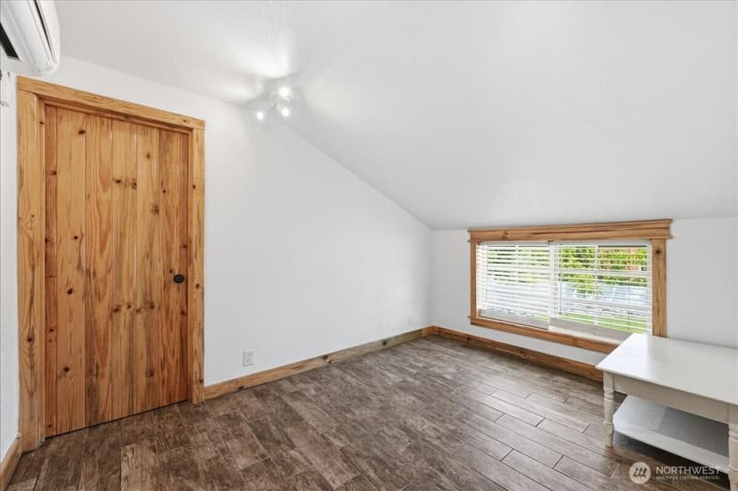 Property photo for 330 W Highland Avenue, Chelan photo 12
