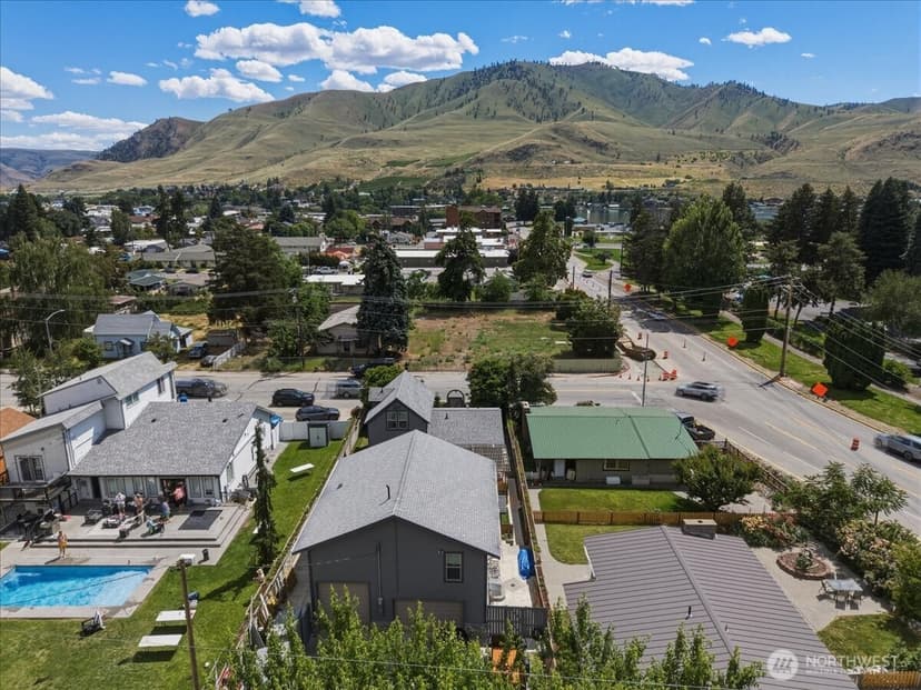 Property photo for 330 W Highland Avenue, Chelan photo 36