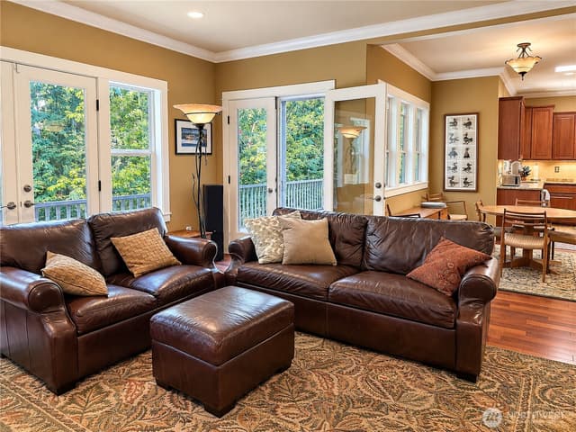 Property photo for 18210 Homeview Drive, Edmonds photo 5