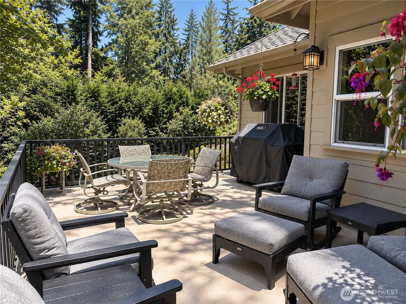 Property photo for 18210 Homeview Drive, Edmonds photo 8