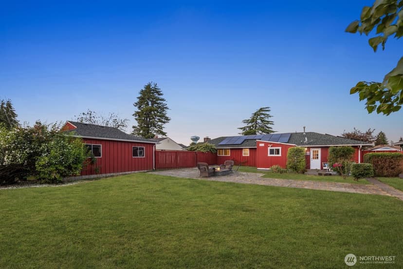 Property photo for 10702 Douglas Drive SW, Lakewood photo 22