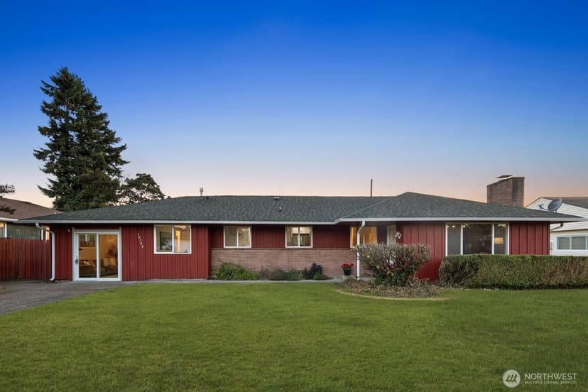 Property photo for 10702 Douglas Drive SW, Lakewood