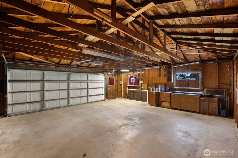 Property photo for 10702 Douglas Drive SW, Lakewood photo 25
