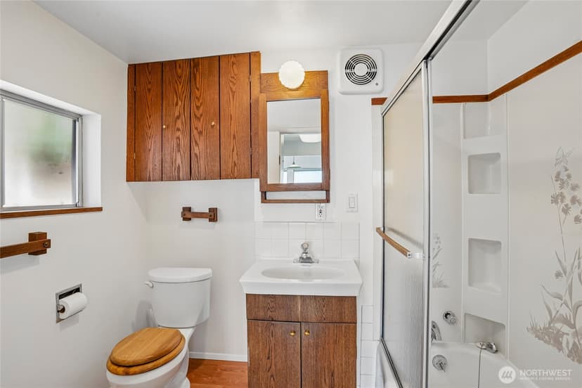 Property photo for 3134 SW 172nd Street, Burien photo 20
