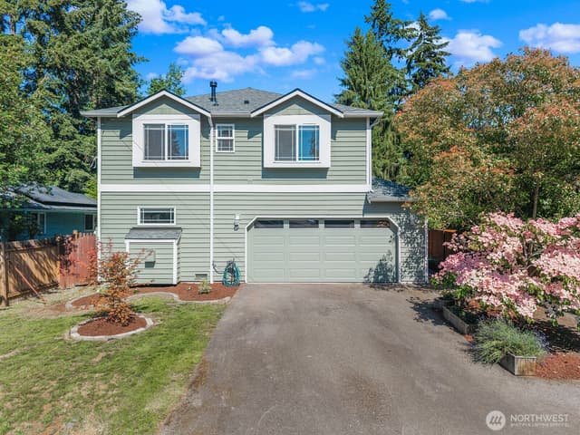 Property photo for 15732 Interlake Avenue N, Shoreline
