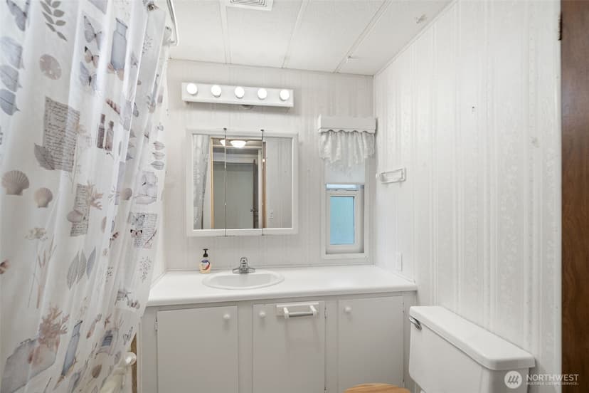 Property photo for 6521 SE Mile Hill Drive #21, Port Orchard photo 19