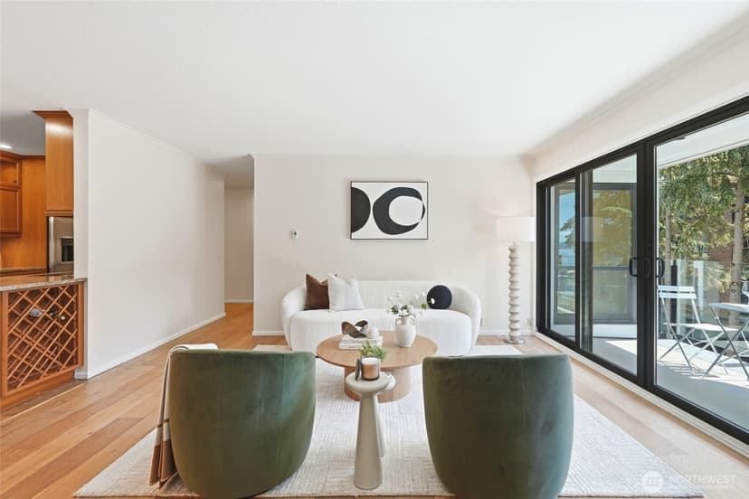 Property photo for 6333 Lake Washington Boulevard NE #304, Kirkland photo 9