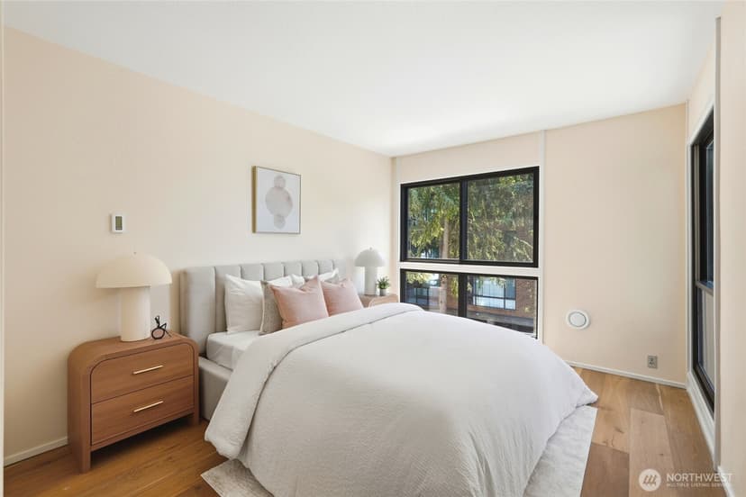 Property photo for 6333 Lake Washington Boulevard NE #304, Kirkland photo 16