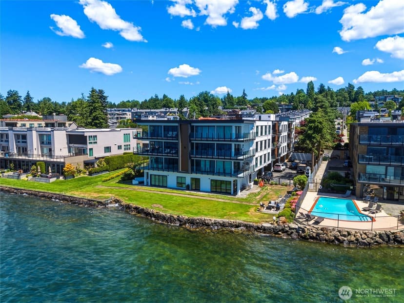 Property photo for 6333 Lake Washington Boulevard NE #304, Kirkland photo 23