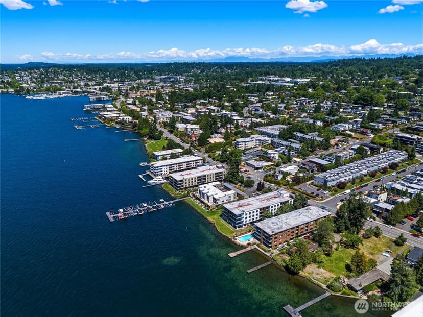 Property photo for 6333 Lake Washington Boulevard NE #304, Kirkland photo 26