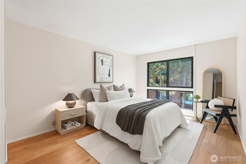 Property photo for 6333 Lake Washington Boulevard NE #304, Kirkland photo 18