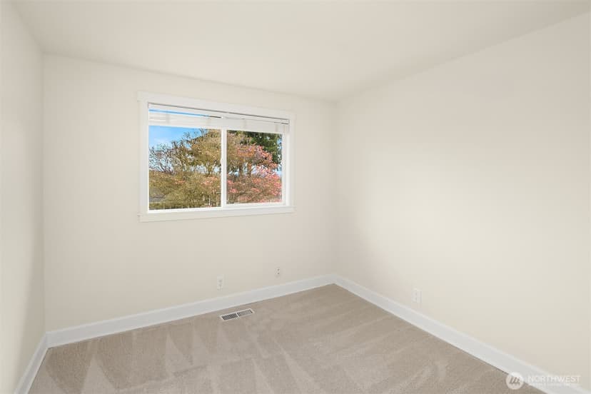 Property photo for 14011 98th Avenue NE, Kirkland photo 19