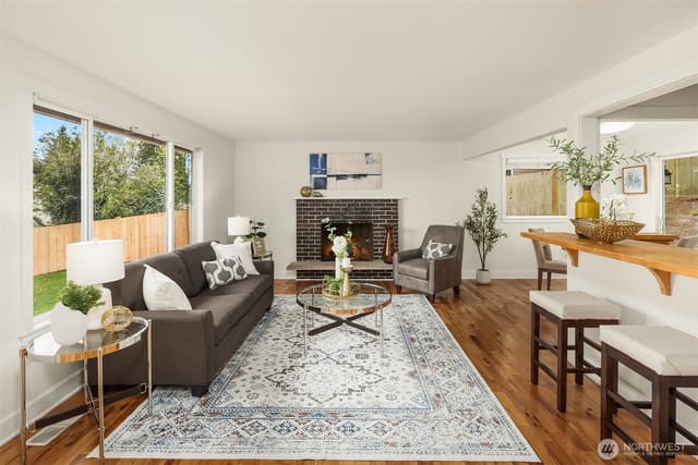Property photo for 14011 98th Avenue NE, Kirkland photo 5
