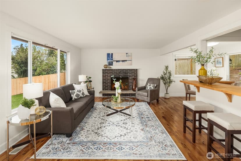 Property photo for 14011 98th Avenue NE, Kirkland photo 5