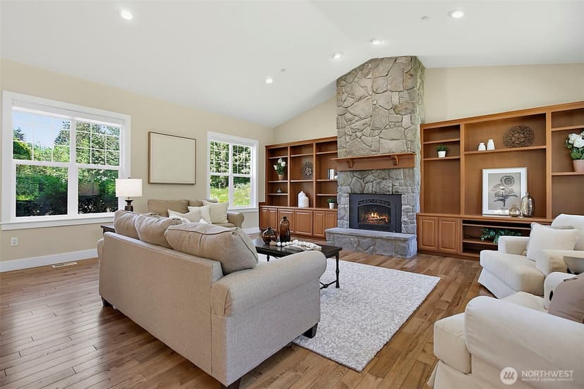Property photo for 22420 270th Avenue SE, Maple Valley photo 14