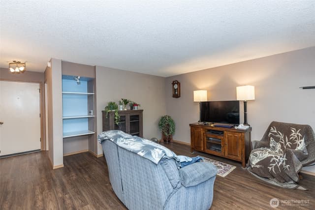 Property photo for 5620 200th St SW #A209, Lynnwood photo 4