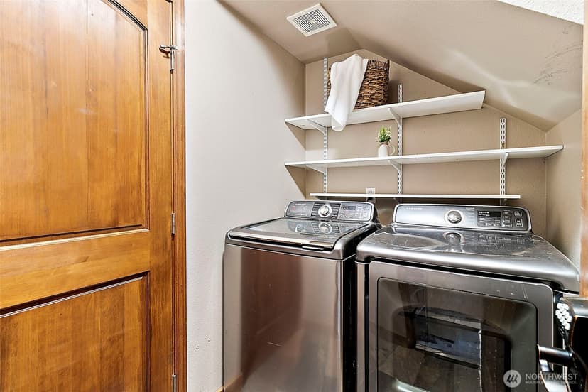 Property photo for 22812 SE 265th Place, Maple Valley photo 17