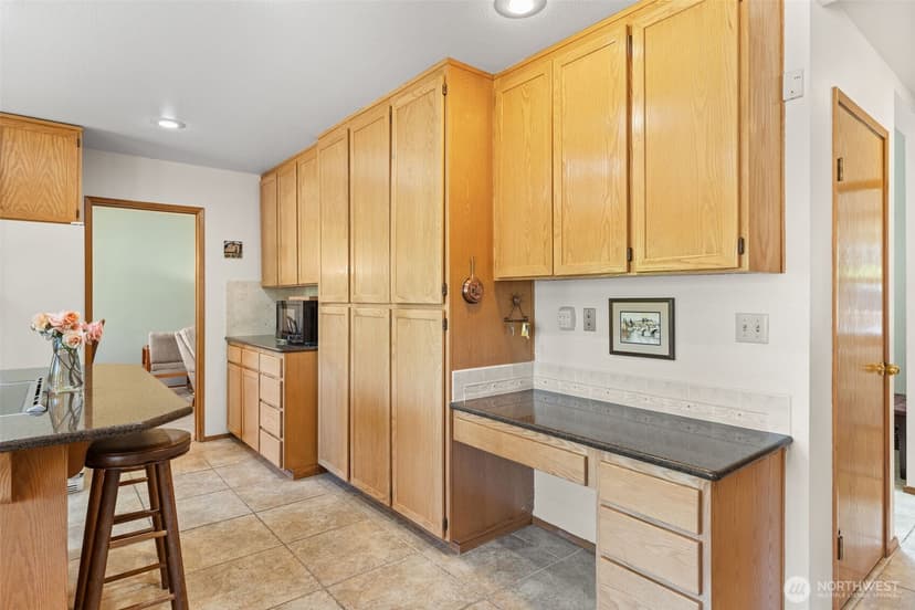 Property photo for 1918 8th Street Ct SW, Puyallup photo 14