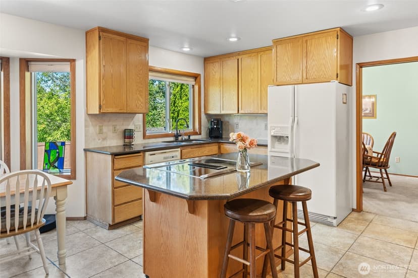 Property photo for 1918 8th Street Ct SW, Puyallup photo 11