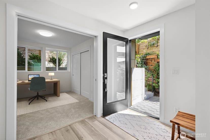 Property photo for 3011 30th Avenue W #A, Seattle photo 4