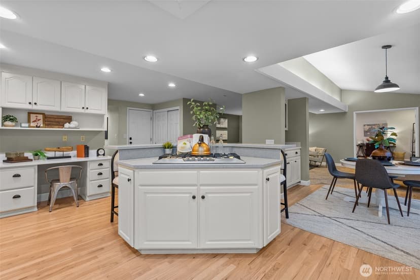 Property photo for 1812 SW 214th Street, Lynnwood photo 10